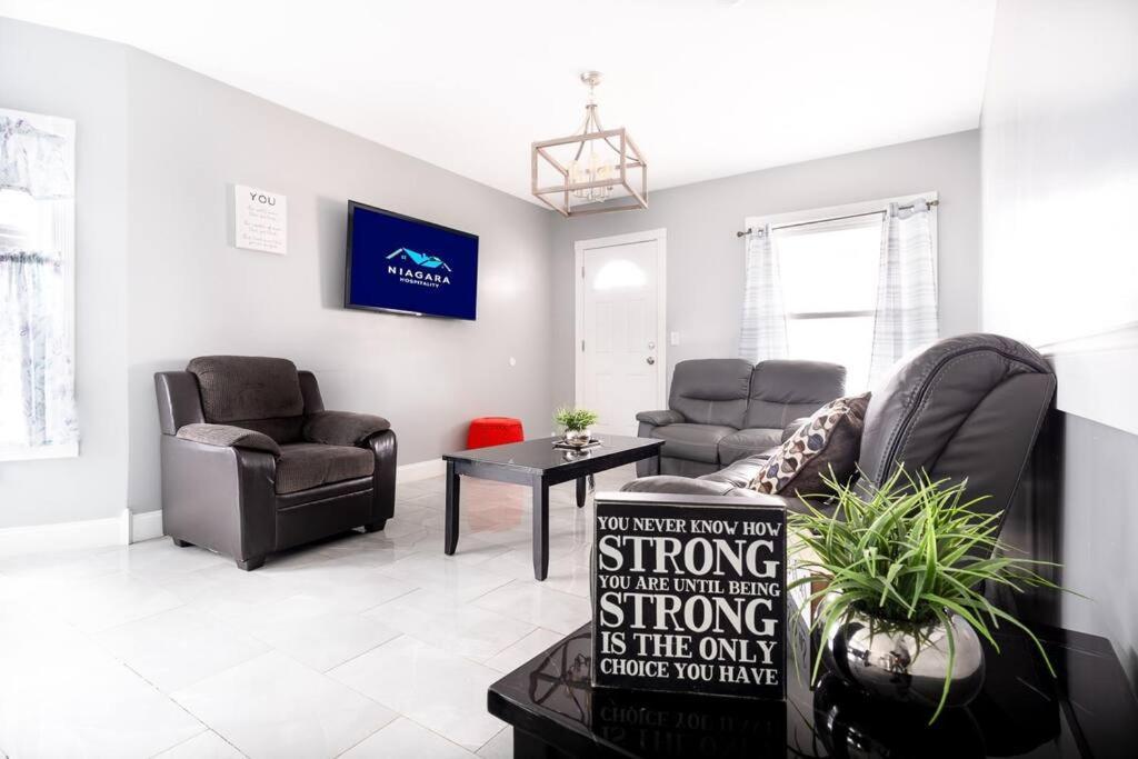 Comfy 4Br, 1 Bath Near The Falls & Casino Niagara Falls Eksteriør bilde